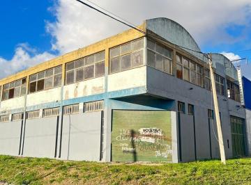 Bodega-Galpón · 710m² · Galpon en Estado Original