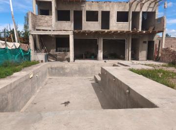 Terreno · 100m² · 2 Dormitorios · Venta Lote con Piscina y Construcción en Obra Gruesa - Russell, Maipú