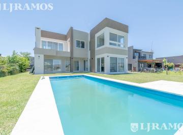 Casa · 270m² · 6 Ambientes · Casa - El Canton - Norte - Al Agua - Pg