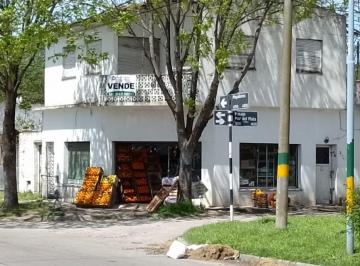 Casa · 90m² · 3 Ambientes · Venta Casa con Local