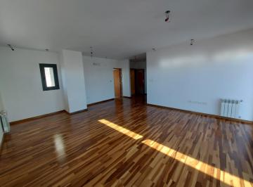 Departamento · 122m² · 4 Ambientes · 1 Cochera · Departamento en La Plata