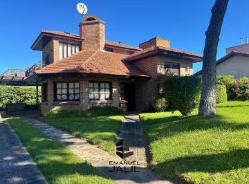 Casa · 170m² · 5 Ambientes · 1 Cochera · Casa en Pinamar Norte