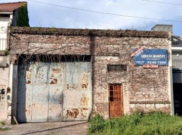 Bodega-Galpón · 452m² · Depósito en Venta Ubicado en Lanús Este, Zona Sur