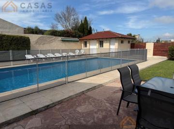 Casa · 424m² · 2 Ambientes · 2 Cocheras · Casa - San Carlos