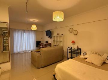 Departamento · 28m² · 1 Ambiente · Amplio Ambiente Reciclado. Maral 33, Excelente Zona.