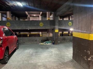Garage · 12m² · 1 Cochera · Cochera en Corrientes y Rivadavia