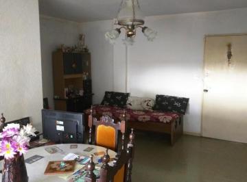 Departamento · 70m² · 3 Ambientes · 1 Cochera · Departamento 3 Amb en Barrio San Cayetano