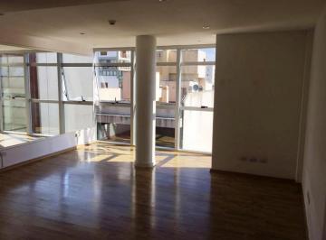 Oficina comercial · 70m² · 3 Ambientes · 1 Cochera · Oficina Seminueva en Plaza Mitre