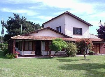 Casa · 276m² · 6 Ambientes · Excelente Quinta Sobre Dos Parcelas con Dos Viviendas en Miramar