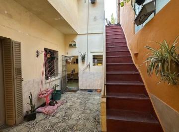 Casa · 272m² · 5 Ambientes · 2 Cocheras · Casa en Mataderos