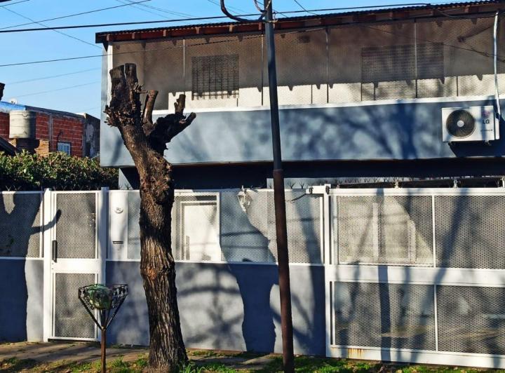 Casa · 120m² · 6 Ambientes · 1 Cochera