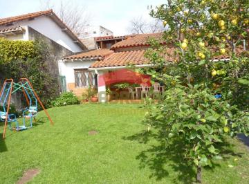 Casa de 5 ambientes, General San Martín · Excelente Chalet 4 Dorm. en Villa Maipú
