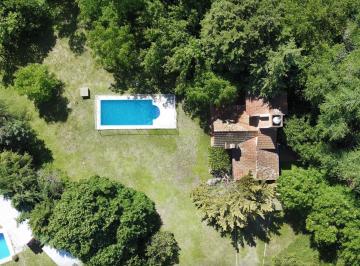 Quinta vacacional · 125m² · 4 Ambientes · 2 Cocheras · Venta de Quinta 4 Ambientes, Gran Parque y Piscina en Ezeiza