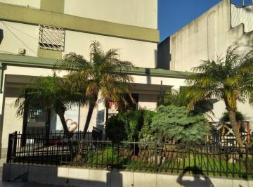 Departamento · 65m² · 4 Ambientes · Departamento de 4 Ambientes en Torre – Luminoso, Funcional y con Renta Vigente