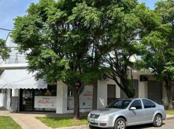 Local comercial · 86m² · Local Compuesto por Tres Locales en Los Cardales