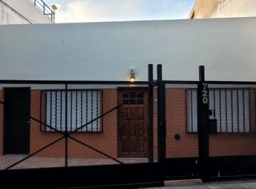 Casa · 88m² · 6 Ambientes · 1 Cochera · Casa en Las Heras