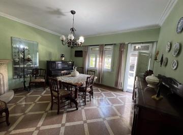 PH · 175m² · 5 Ambientes · PH S/exp en Triunvirato Al 3300 - Espect Playroom o Quincho Terraza C/parrilla