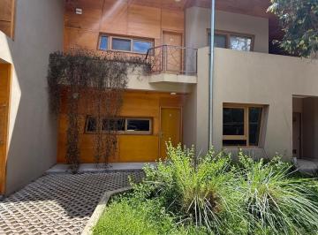 Casa · 70m² · 3 Ambientes · 1 Cochera · Casa en Ingeniero Maschwitz