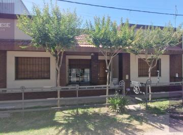 Casa · 90m² · 4 Ambientes · Casa en Lujan