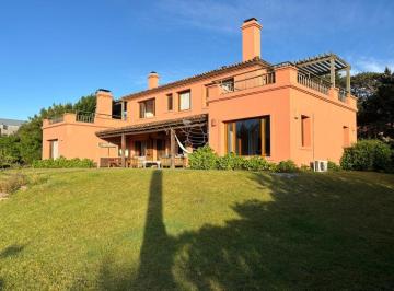 Foto1 · Casa en Montoya de 5 Dorm.
