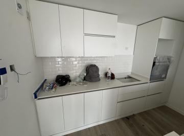 Departamento · 67m² · 3 Ambientes · Local - República de La Sexta