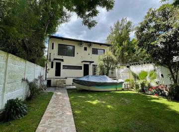 Casa · 215m² · 4 Ambientes · Impecable Casa Moderna en El Corazón de Tigre Turístico – a 100 m del Río Luján