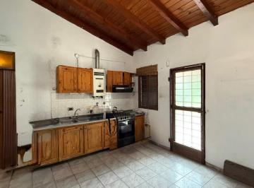 Casa · 86m² · 3 Ambientes · 1 Cochera · Casa en Fisherton