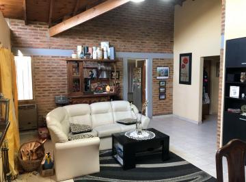 Casa de 4 ambientes, La Plata · Casa en Zona Country de Estudiantes, City Bell
