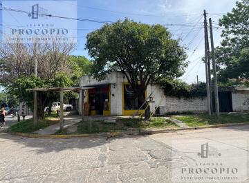 Casa · 160m² · 5 Ambientes · Dos Casas y un Local en Venta en Moreno