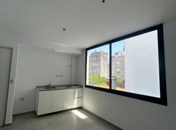 Departamento de 1 ambiente, Balvanera · 1 Amb Interno Muy Luminoso. Apto Profesional. Posesion Inmediata. Piso 3 D