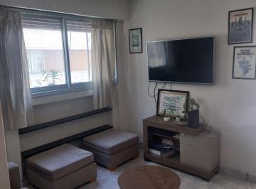 Departamento de 3 ambientes, Villa del Parque · Depto de 3 Ambientes en un 12° Piso Al Frente con Balcón, Cochera Fija Cubierta y Baulera!