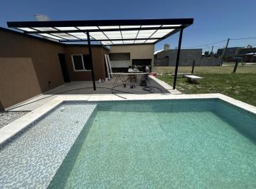 Casa · 54m² · 3 Ambientes · Venta de Casa en Campiñas de Piñero - Ideal Fin de Semana