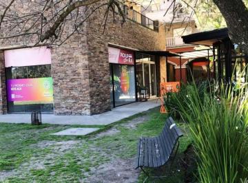 Local comercial · 62m² · 1 Ambiente · Local en Pueblo Caamaño.