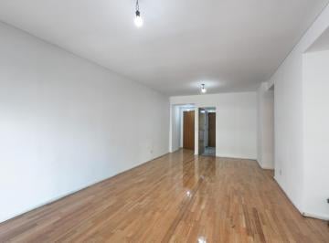 Departamento · 96m² · 4 Ambientes · 1 Cochera · Venta Departamento 4 Ambientes Balcón Cochera Boedo Permuta