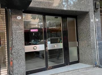 Oficina comercial · 49m² · 3 Ambientes · Departamento Para Consultorio