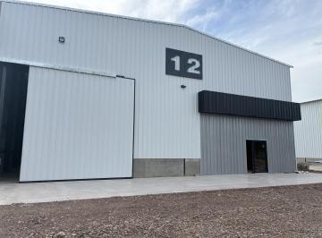 Bodega-Galpón · 900m² · 1 Ambiente · Nave Industrial 900 m² en Rodriguez Peña Alquiler