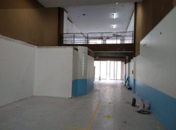 Local comercial en Venta  Lanús Este · Local en Venta a m de Av 9 de Julio - Lanús Este