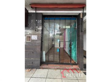 Local comercial · 25m² · Local en Alquiler - Caseros Centro