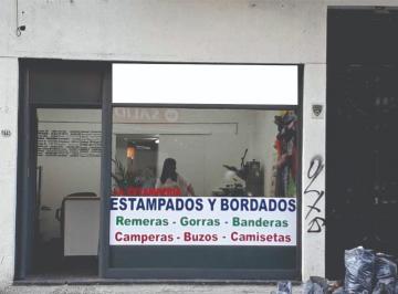 Local comercial a la calle en Once creca de los mayoristas de telas y textiles.  · Local Comercial en Once Apto Todo Rubro y Deposito