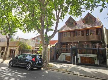Casa · 134m² · 4 Ambientes · 4 Cocheras · Duplex 5 Amb Garaje Jardin Quincho