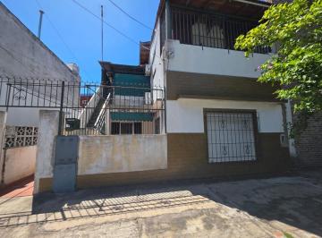 Casa · 75m² · 3 Ambientes · En Venta en Caseros Casa de 3 Ambientes en Propiedad Horizontal F: 10815