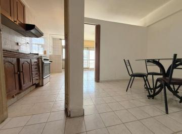Departamento de 2 ambientes, Barracas · Depto 2 Amb Av Montes de Oca - Barracas