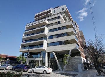 Local comercial · 57m² · Estratégico Local en El Nuevo Colegiales en El Exclusivo Edifcio " Depart " con Renta en Dólares