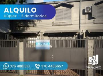 Casa · 2 Dormitorios · 1 Cochera · Alquiler Duplex 2 Dorm.