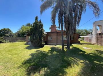 Casa · 135m² · 5 Ambientes · Casa 3hab, 2 Baños, Juan Bautista Alberdi 2400, Barrio "Los Troncos" - Funes