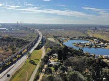Terreno · 900m² · Venta Terreno - Estancia de Smithfield - Zarate