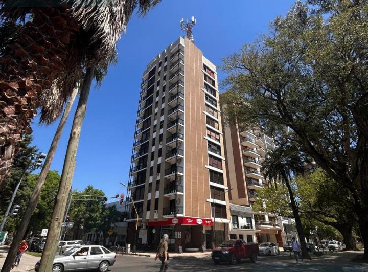 Departamento · 128m² · 5 Ambientes · 1 Cochera