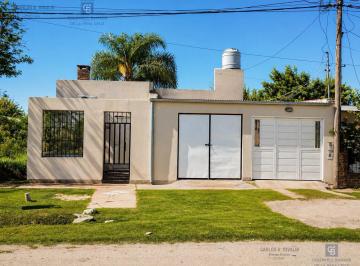 Casa · 197m² · 11 Ambientes · 2 Cocheras · Casa en Recreo