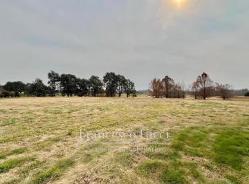 Terreno · 2000m² · Lote en Venta en Barrio Everlinks Lujan