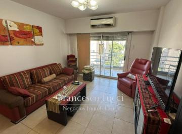 Departamento · 83m² · 4 Ambientes · 1 Cochera · Departamento en Venta 4 Ambientes Morón Sur